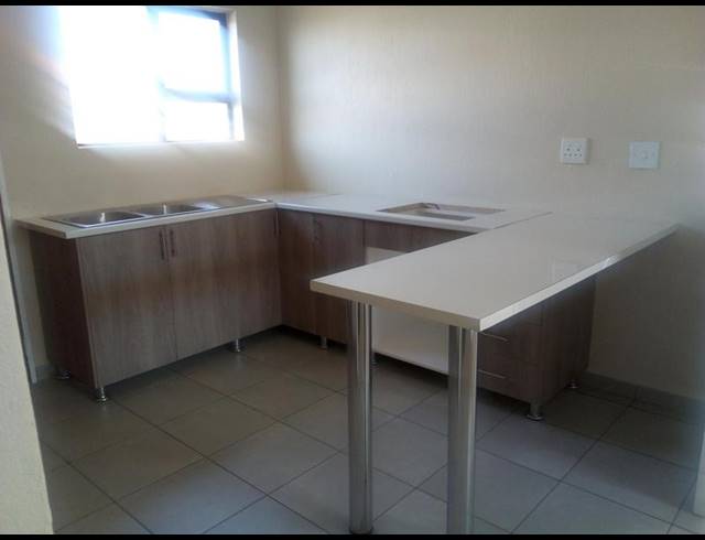 3 BEDROOM HOUSE FOR SALE IN AZAADVILLE